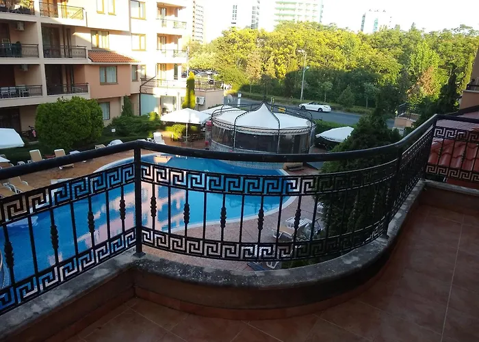 Tania's * Sunny Beach